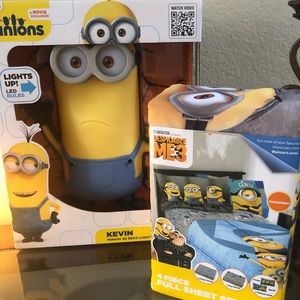 Minions Full sheet set with 3D Light up Wall Light